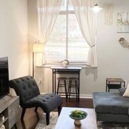 Apartmán Townhouse In Uptown King Bed-Wi-Fi-Free Parking-Pool Charlotte Exteriér fotografie