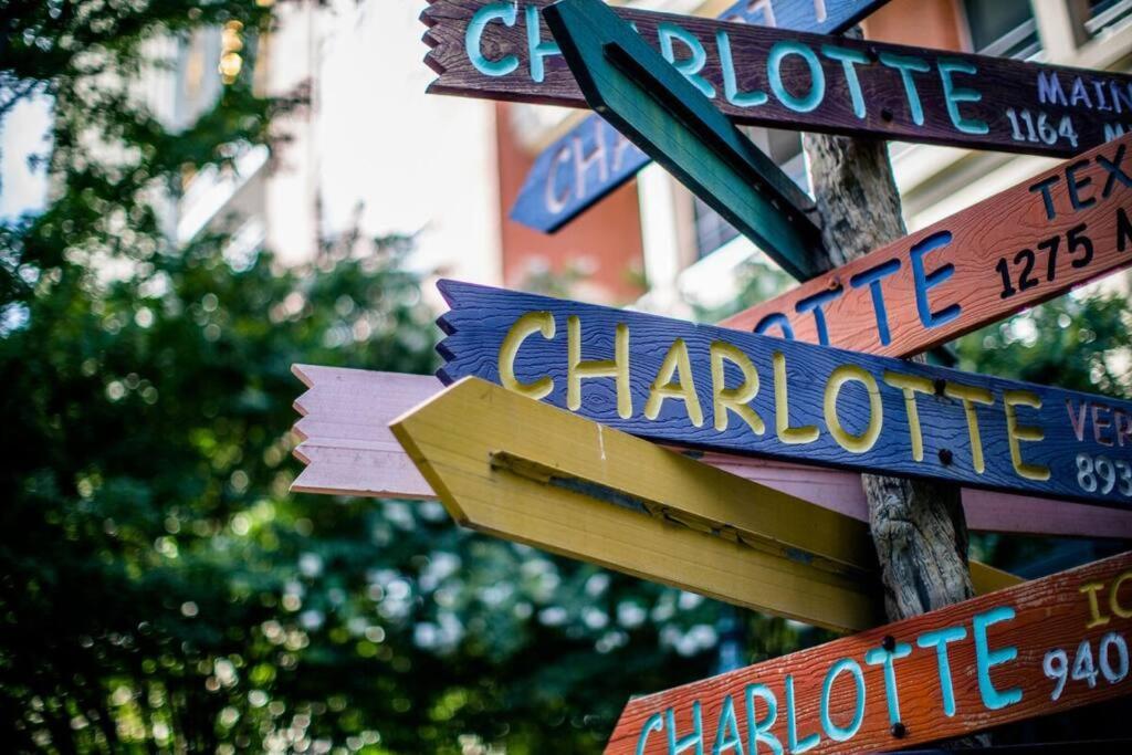 Apartmán Townhouse In Uptown King Bed-Wi-Fi-Free Parking-Pool Charlotte Exteriér fotografie